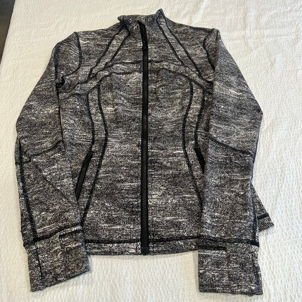 Lululemon Define Jacket Rush Jacquard Black White Size 6 women